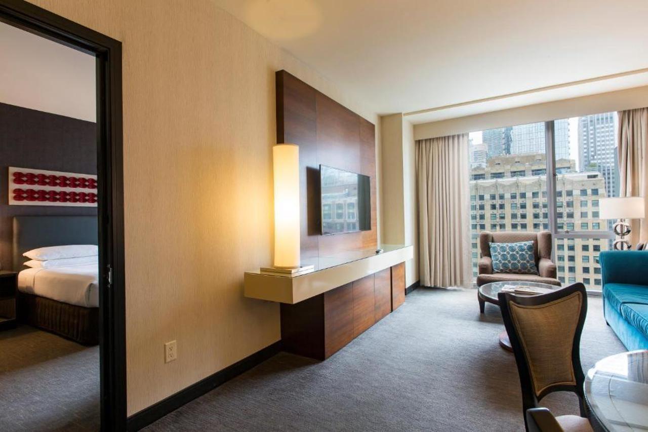 Thewit Chicago, A Hilton Chicago