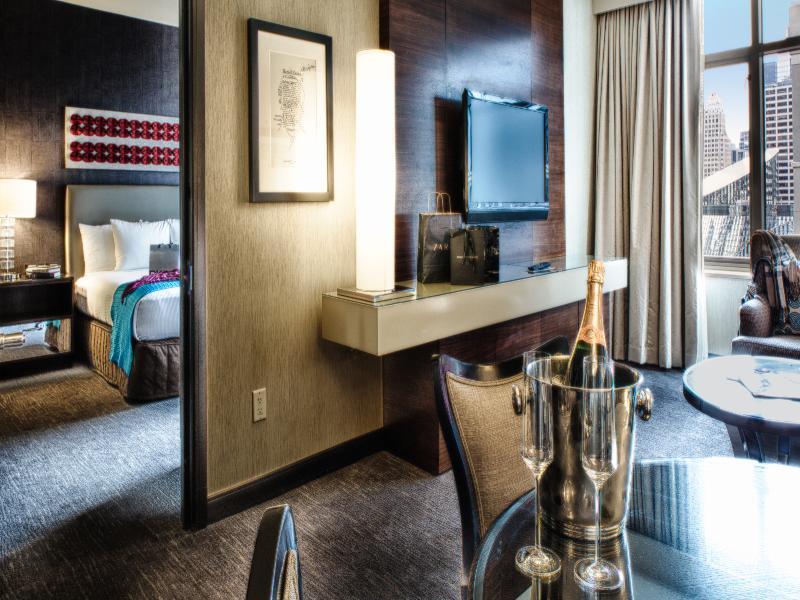 Hotel Thewit Chicago, A Hilton